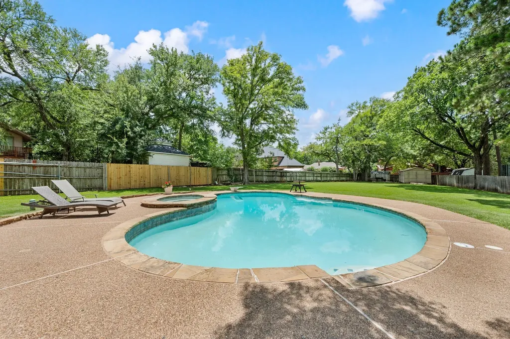 4102 Greenway Court Colleyville TX 76034