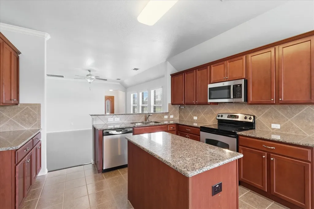 9024 Stewart Street Cross Roads TX 76227