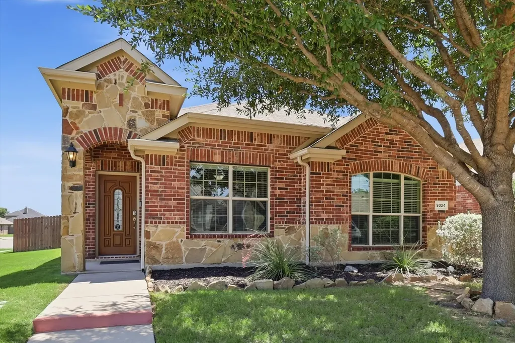 9024 Stewart Street Cross Roads TX 76227