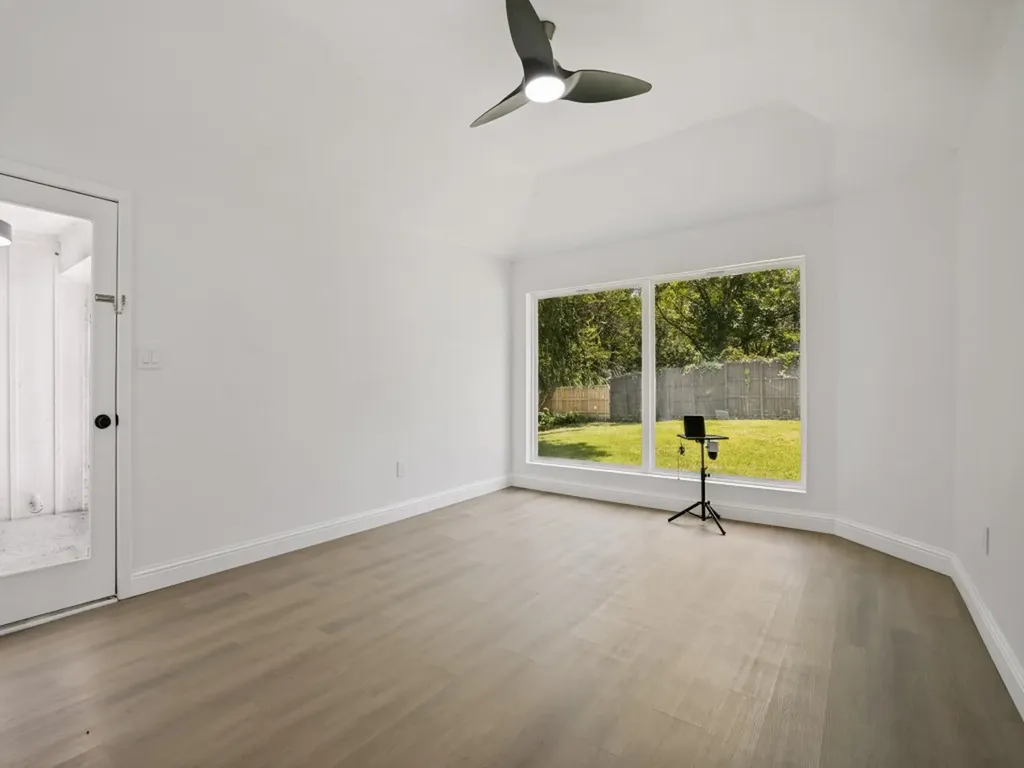 1202 Quail Hollow Drive Garland TX 75043