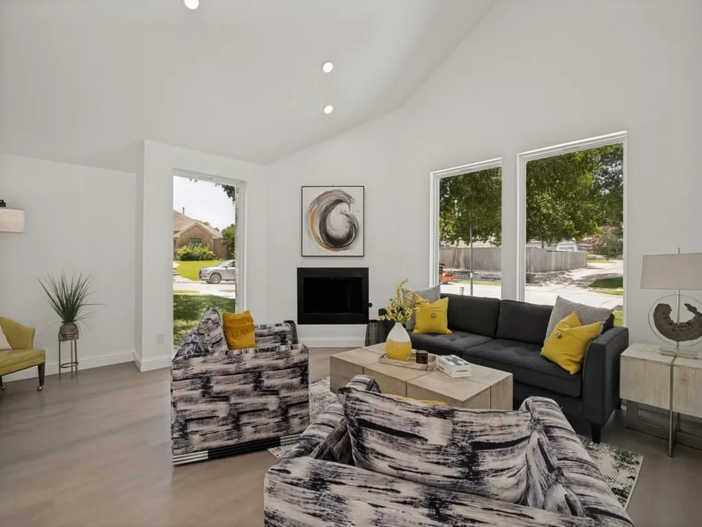 1202 Quail Hollow Drive Garland TX 75043