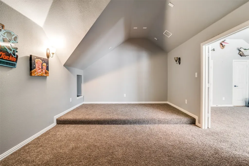 9615 Edgeway Circle Rowlett TX 75089