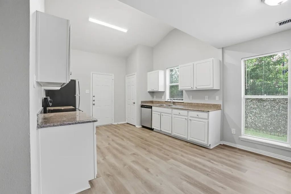 206 River Rock Drive Dallas TX 75217