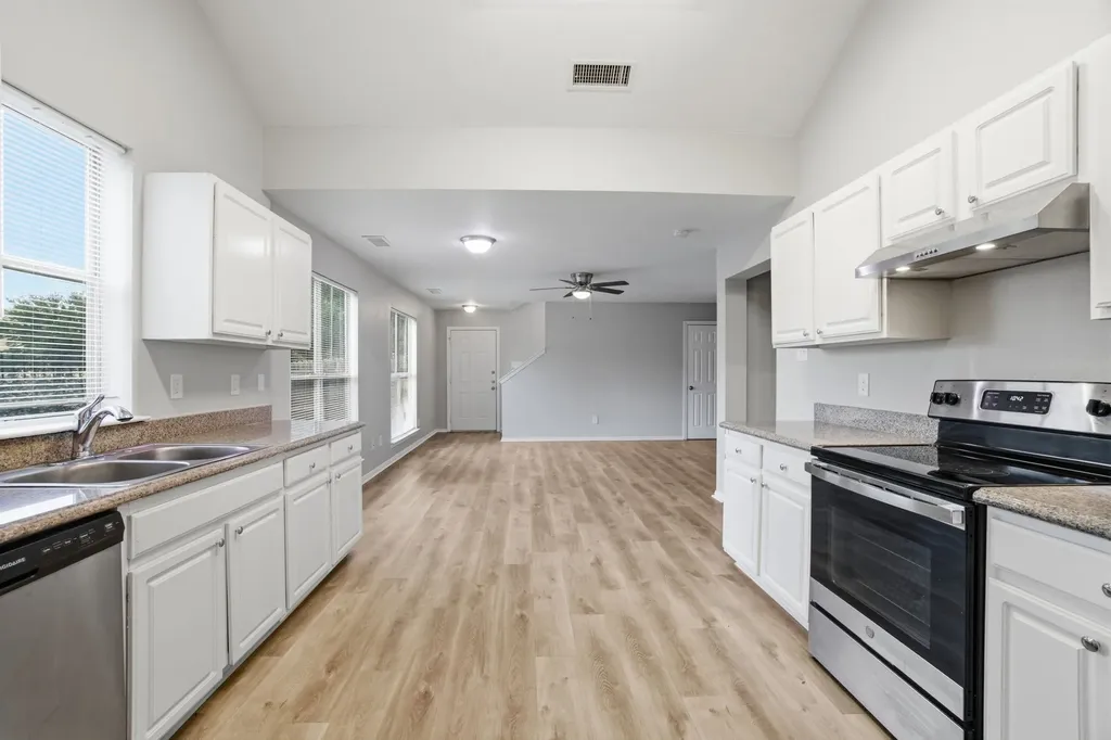 206 River Rock Drive Dallas TX 75217