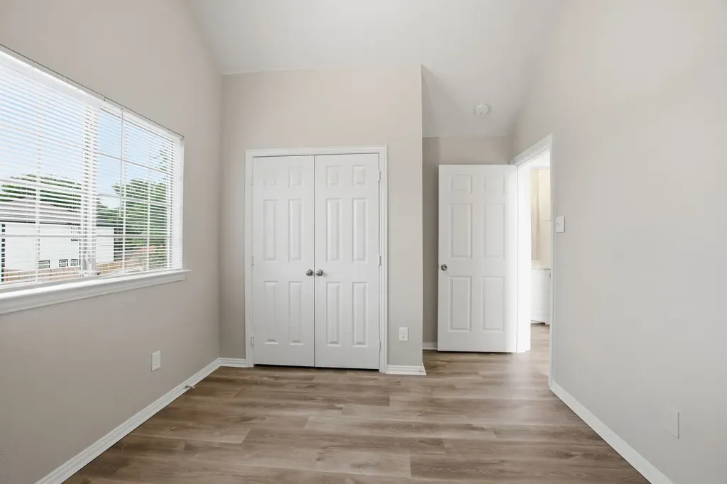 206 River Rock Drive Dallas TX 75217