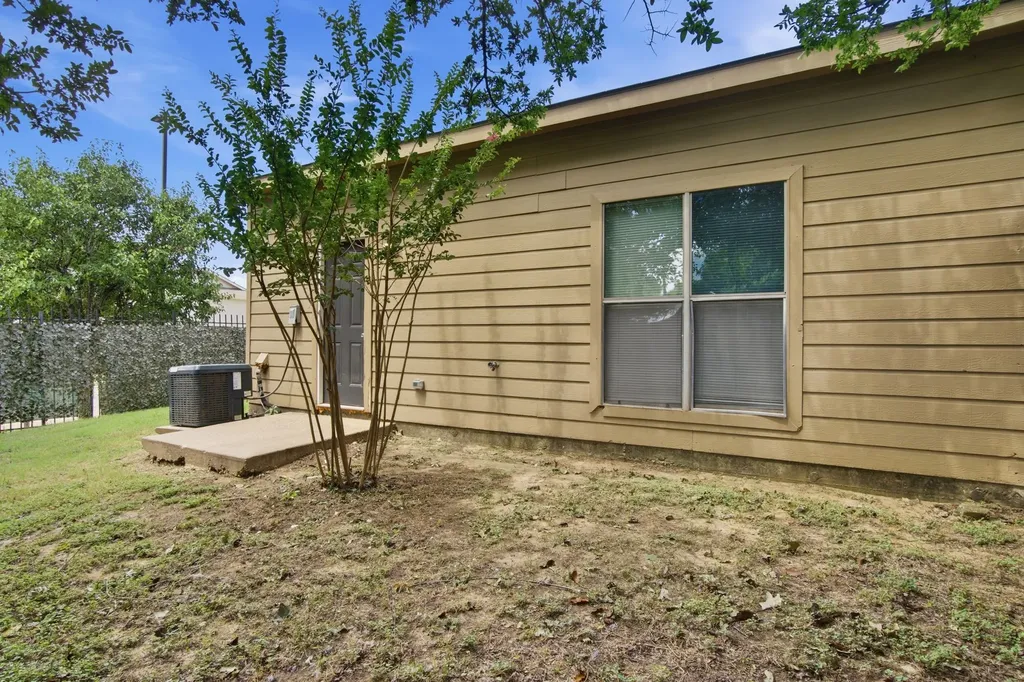 206 River Rock Drive Dallas TX 75217