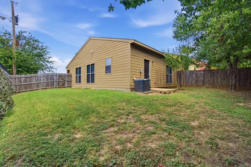 206 River Rock Drive Dallas TX 75217