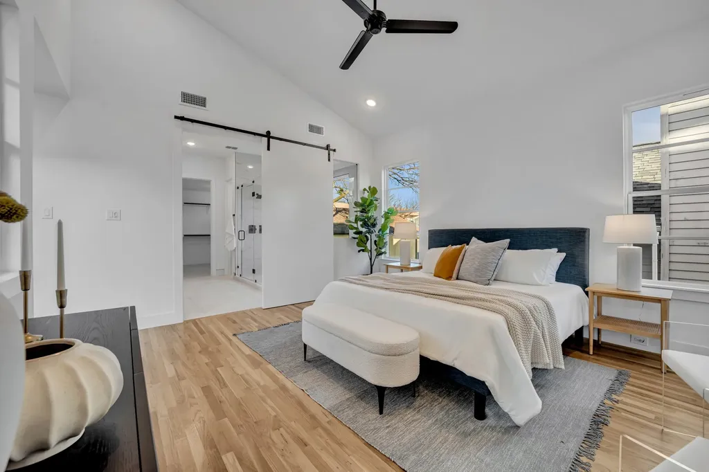 1512 Villars Street Dallas TX 75204