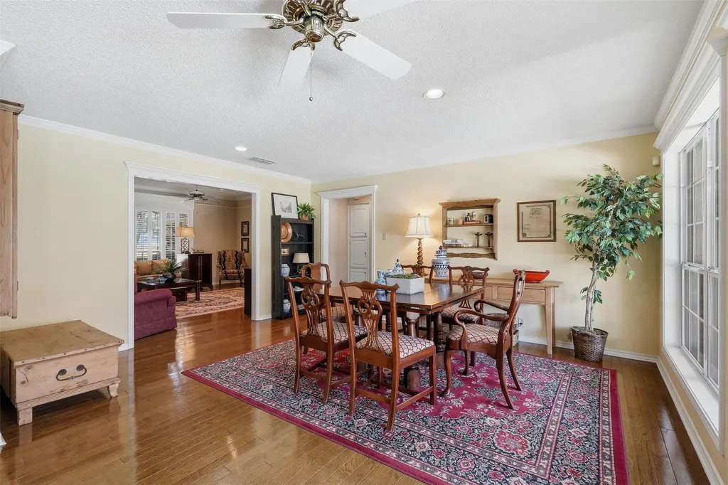 907 Hemphill Drive Cleburne TX 76033