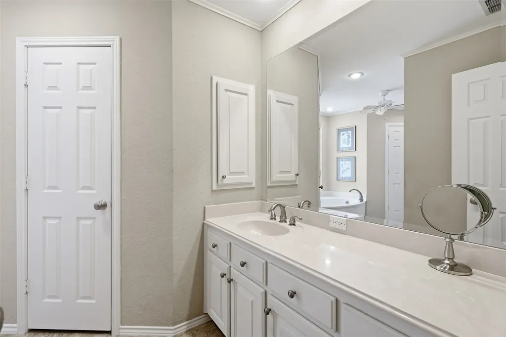 907 Hemphill Drive Cleburne TX 76033
