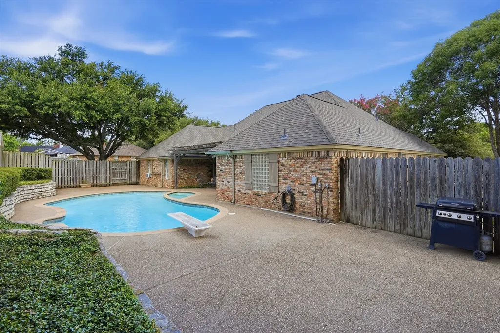 907 Hemphill Drive Cleburne TX 76033