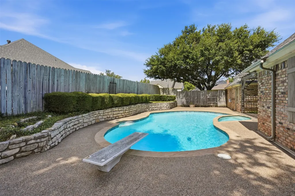 907 Hemphill Drive Cleburne TX 76033