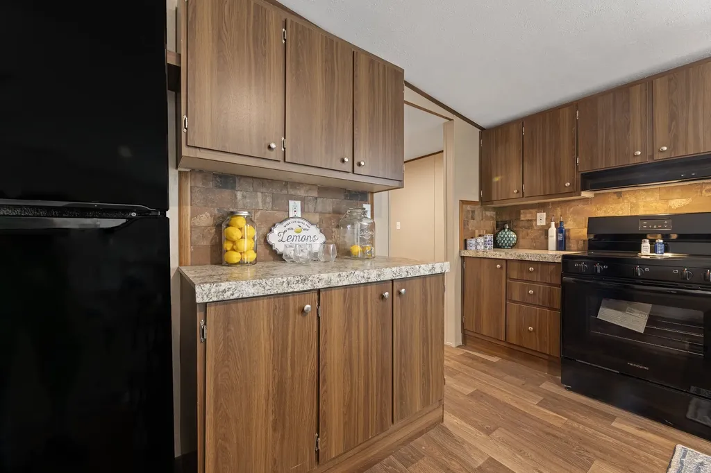139 Lark Meadow Drive Runaway Bay TX 76426