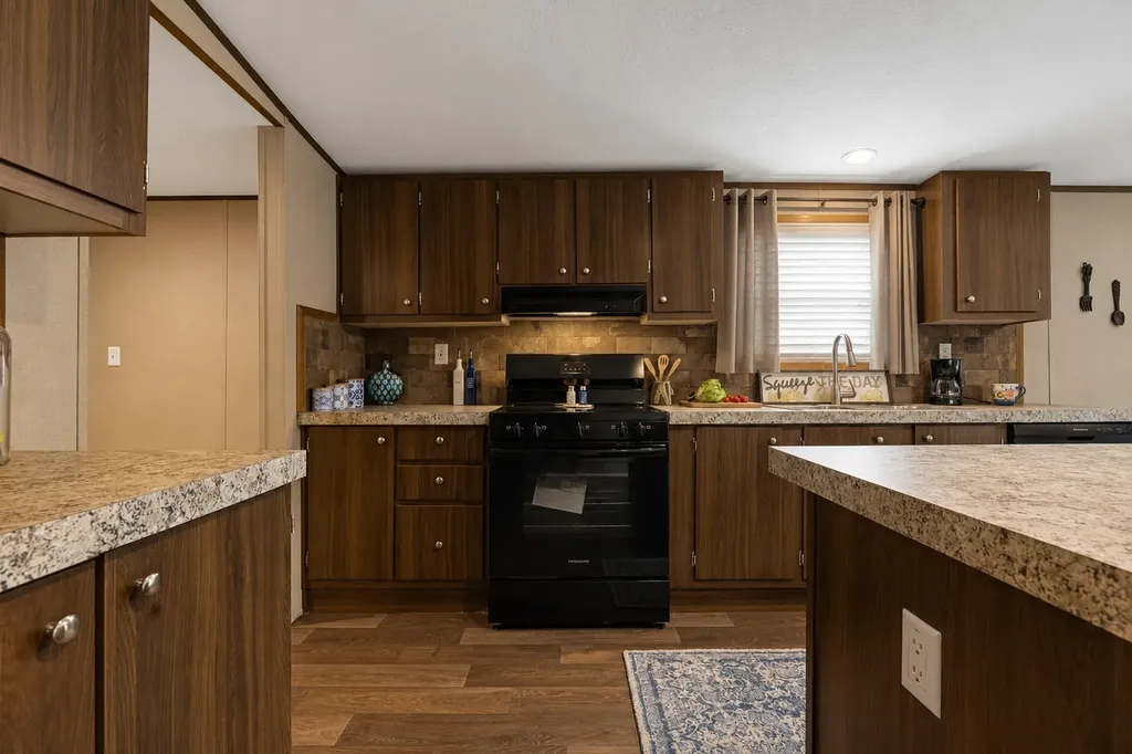 139 Lark Meadow Drive Runaway Bay TX 76426