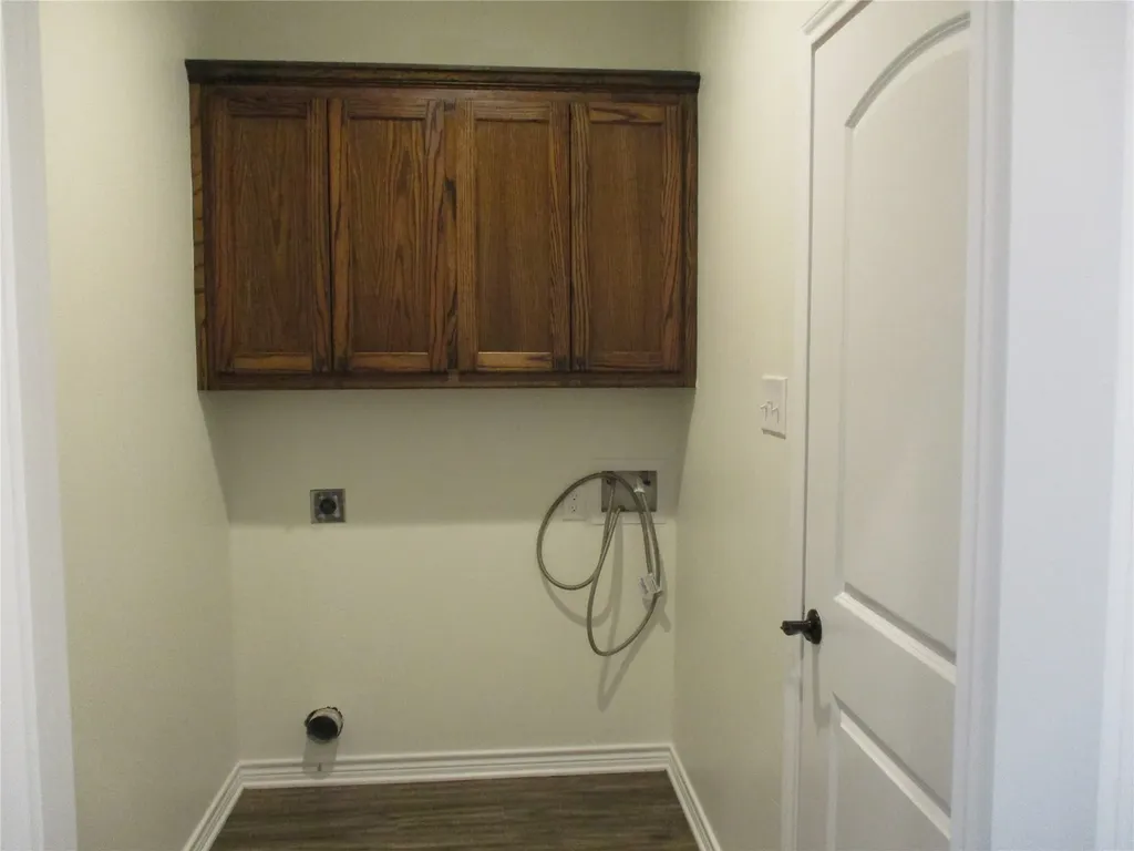 117 Mill Street Emory TX 75440