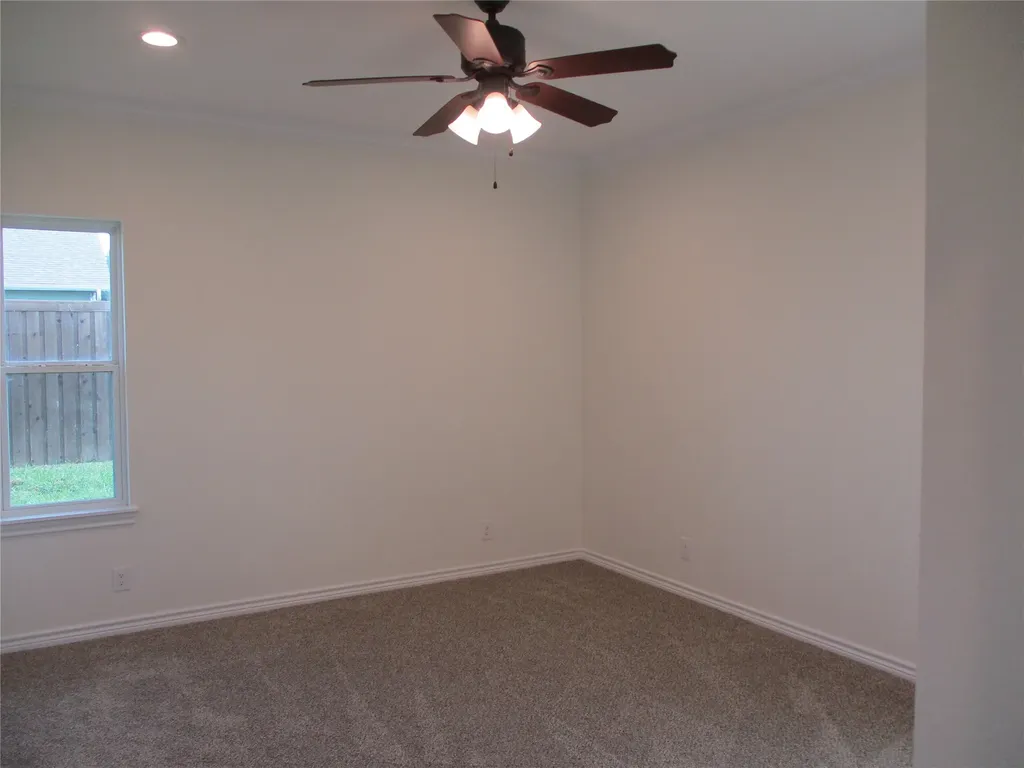 117 Mill Street Emory TX 75440