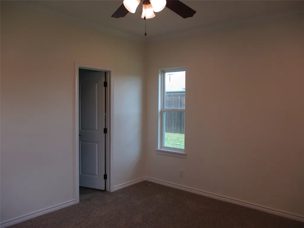117 Mill Street Emory TX 75440