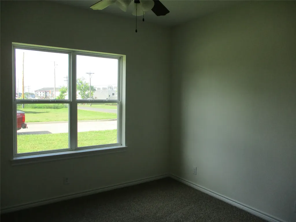 117 Mill Street Emory TX 75440