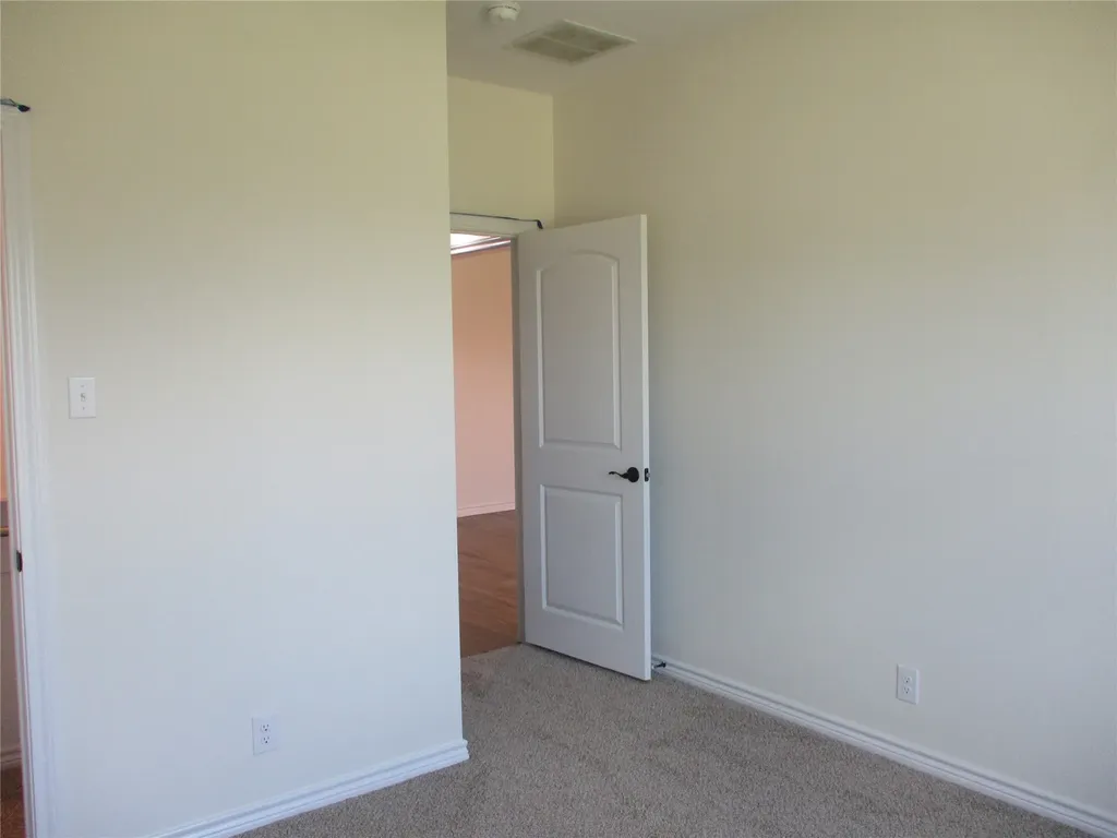 117 Mill Street Emory TX 75440