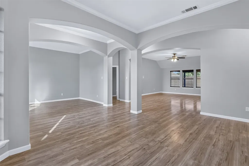 308 Hardeman Boulevard Justin TX 76247