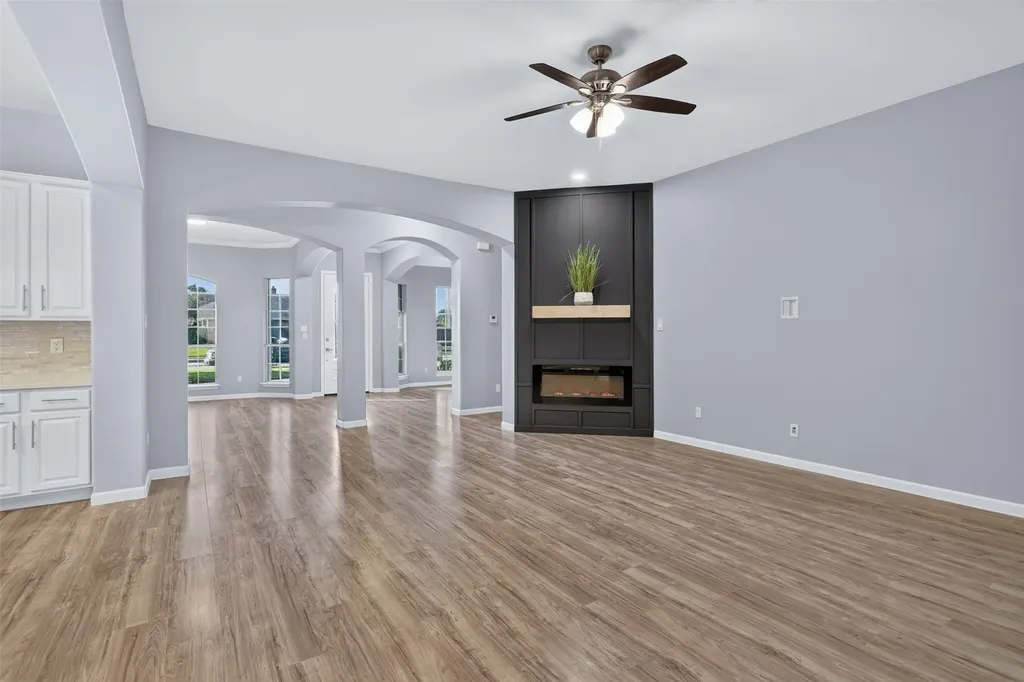 308 Hardeman Boulevard Justin TX 76247