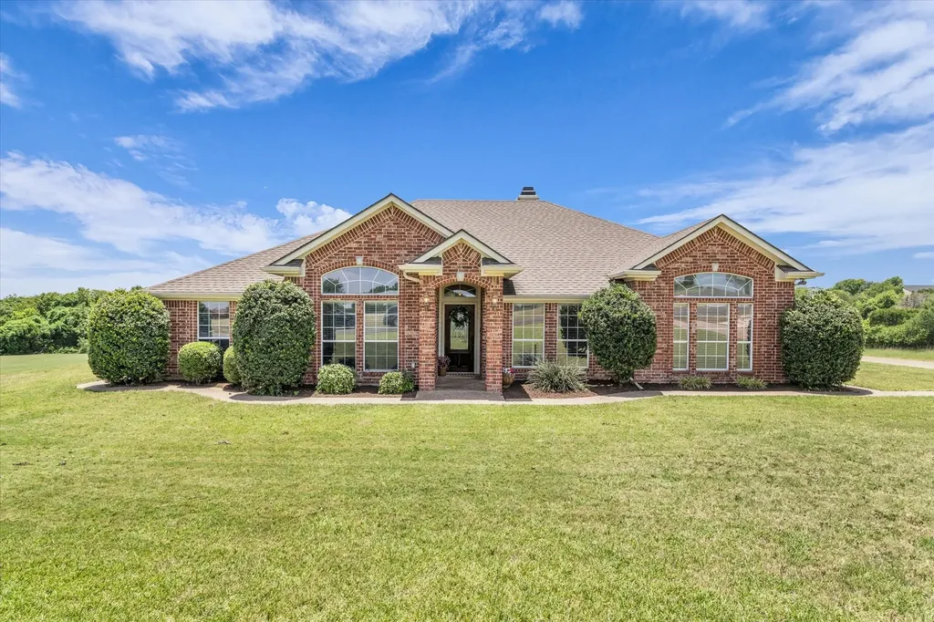 140 Vista Grande Loop Lorena TX 76655