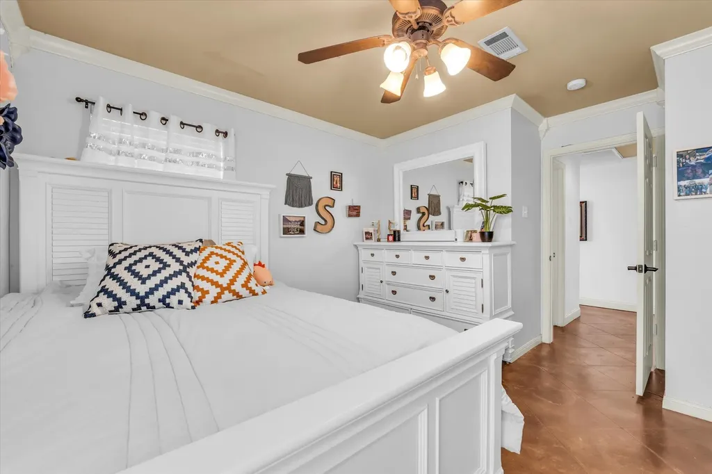 140 Vista Grande Loop Lorena TX 76655