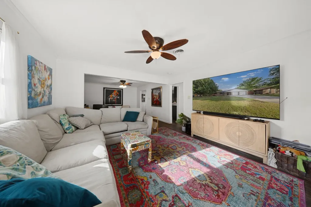 6736 Corona Drive North Richland Hills TX 76180
