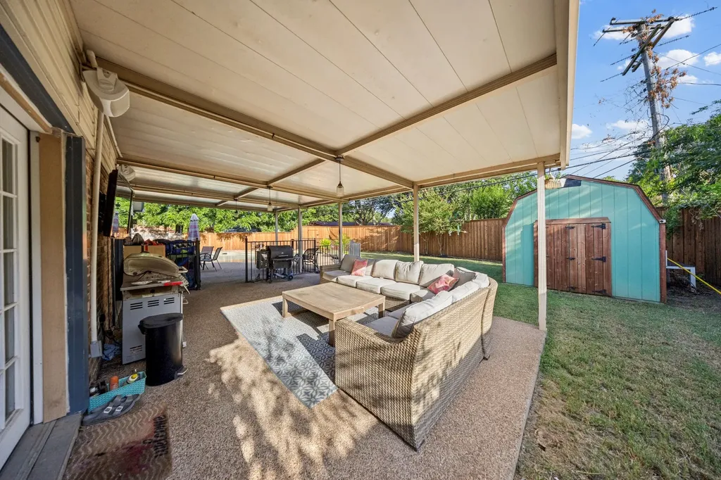 6736 Corona Drive North Richland Hills TX 76180