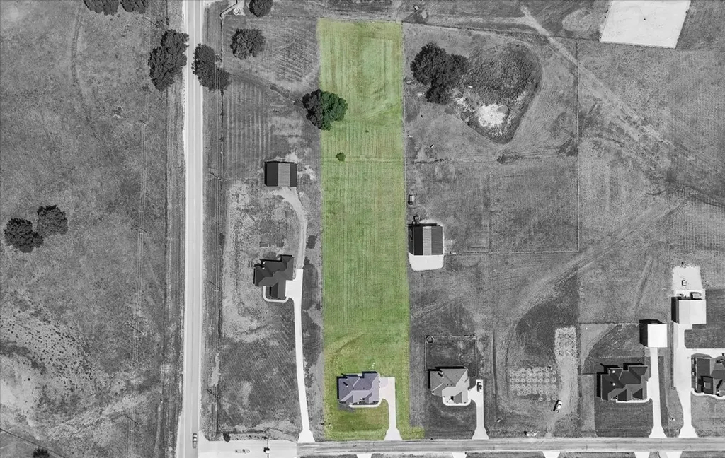 1005 Paradise Parkway Poolville TX 76487