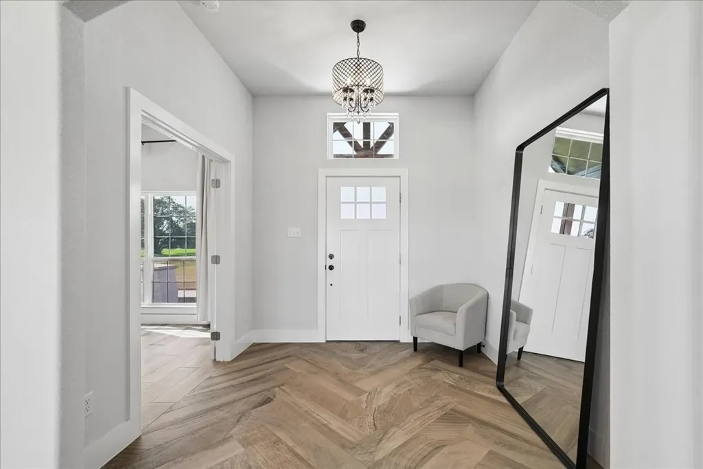 1005 Paradise Parkway Poolville TX 76487