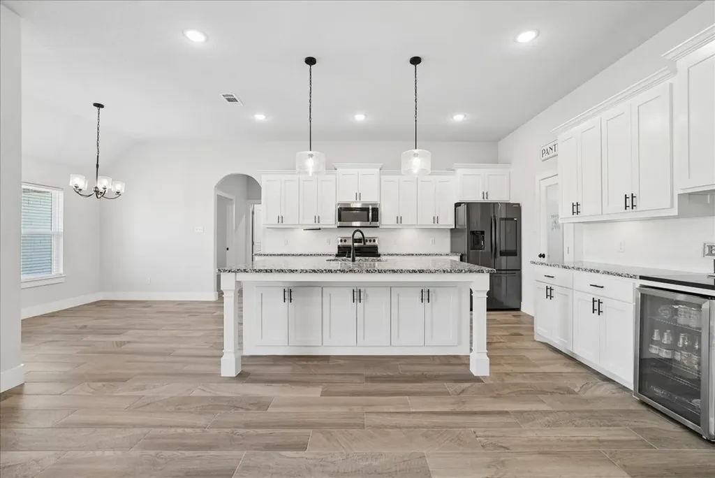 1005 Paradise Parkway Poolville TX 76487