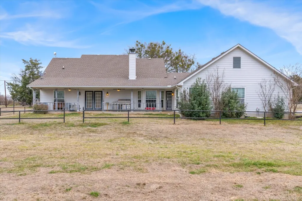9111 County Road 313 Terrell TX 75161