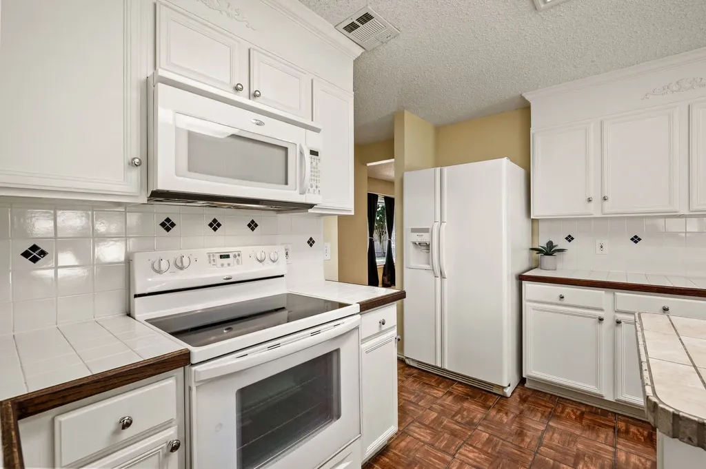 6612 Beryl Drive Arlington TX 76002