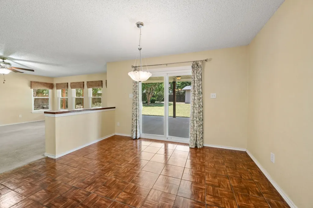 6612 Beryl Drive Arlington TX 76002