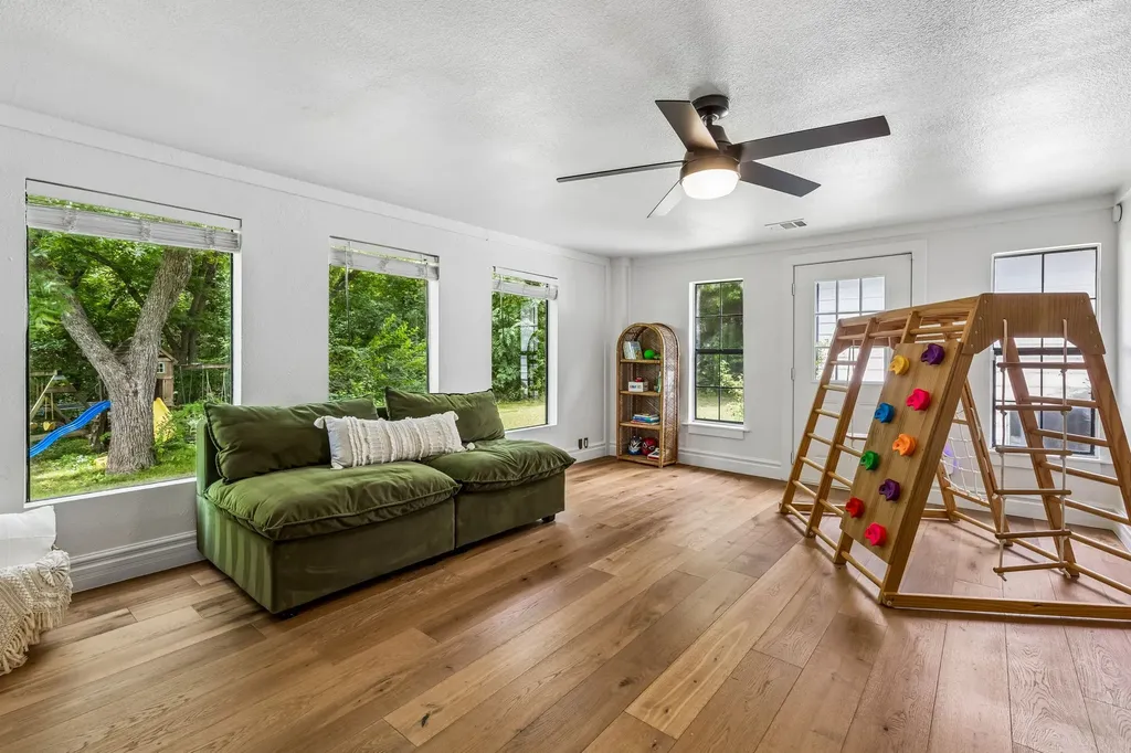 4546 County Road 408 Mckinney TX 75071