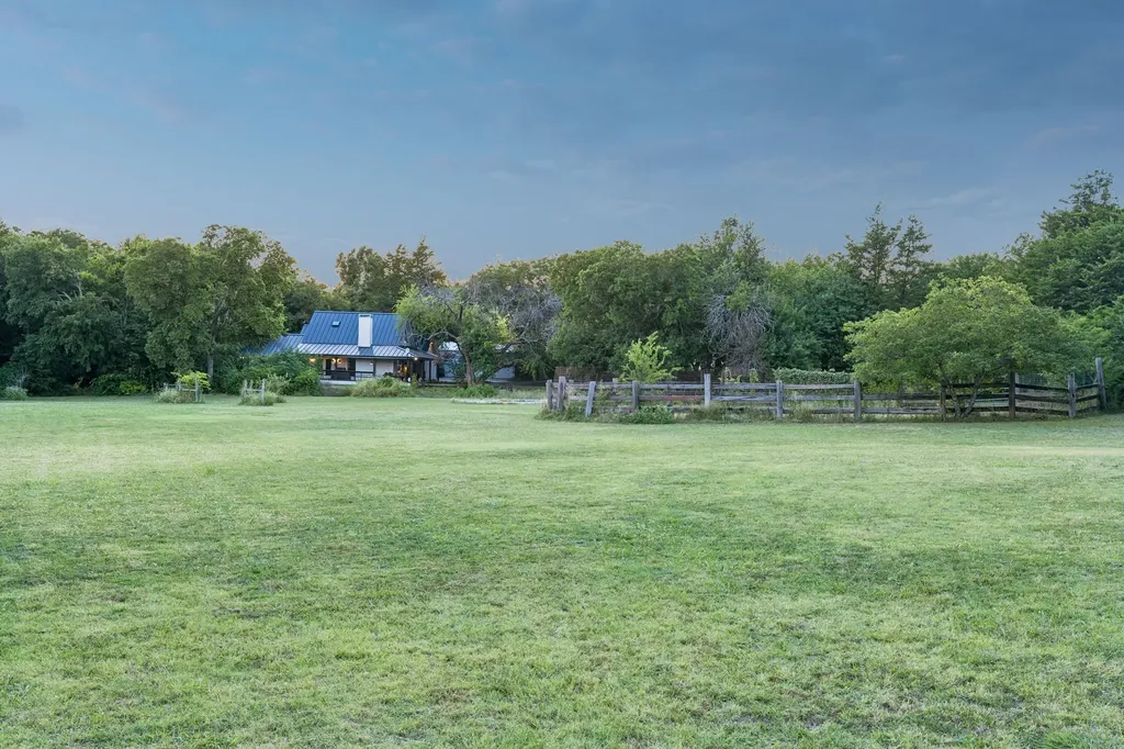 4546 County Road 408 Mckinney TX 75071