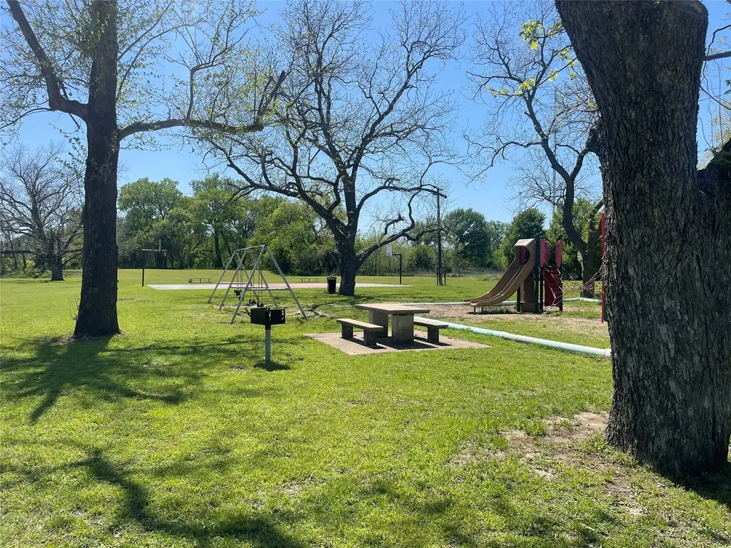 Tbd 3 E Lumpkin Street Meridian TX 76665