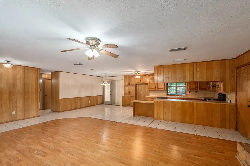 741 Vz County Road 4134 Canton TX 75103