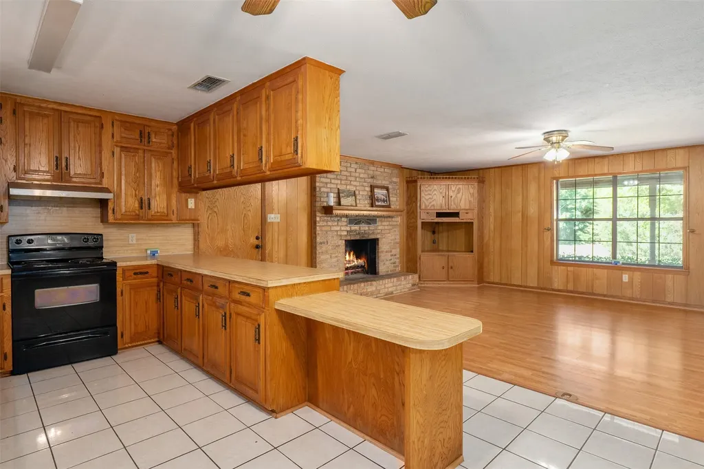 741 Vz County Road 4134 Canton TX 75103