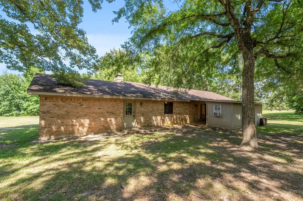 741 Vz County Road 4134 Canton TX 75103