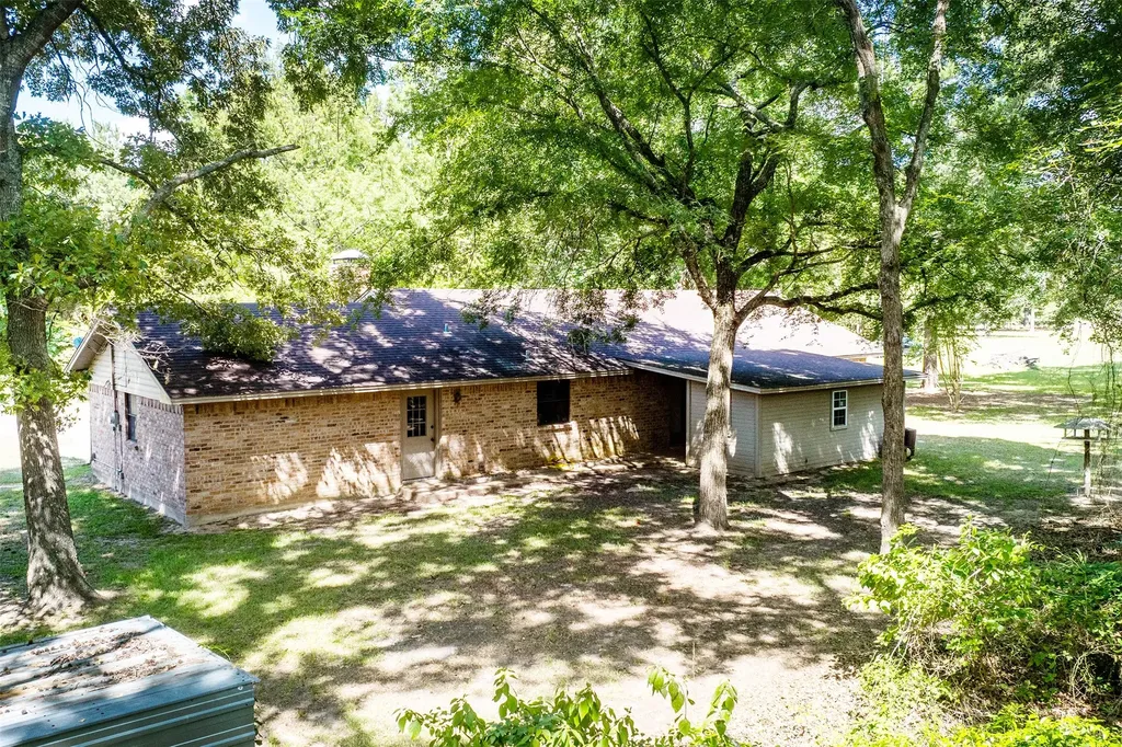 741 Vz County Road 4134 Canton TX 75103