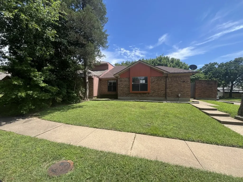 10204 Oak Terrace Circle Dallas TX 75227