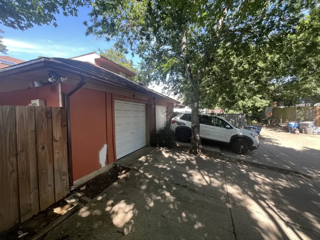 10204 Oak Terrace Circle Dallas TX 75227