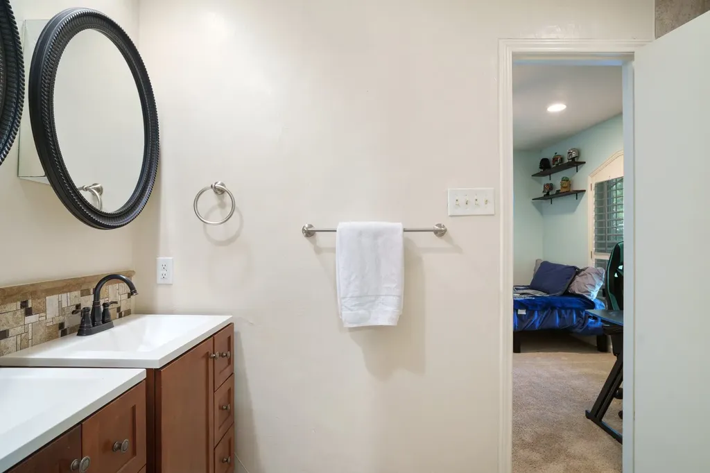 6423 Redpine Road Dallas TX 75248