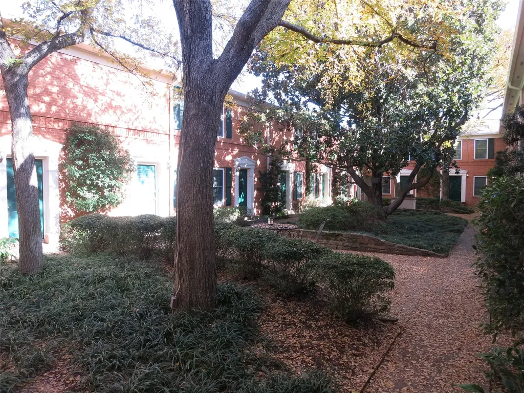 4704 Abbott Highland Park TX 75205