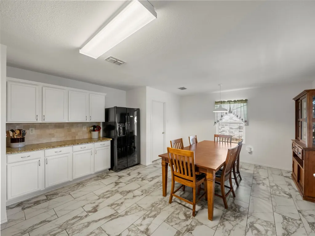 2305 Avalon Creek Way Mckinney TX 75071