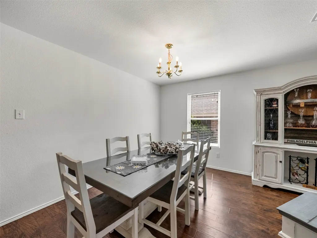 2305 Avalon Creek Way Mckinney TX 75071