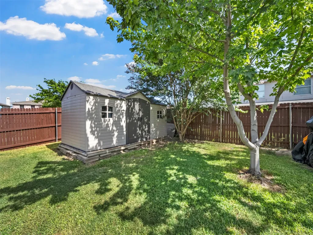 2305 Avalon Creek Way Mckinney TX 75071
