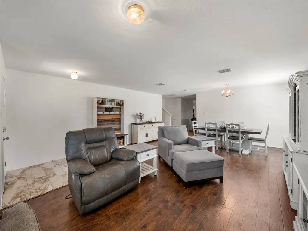 2305 Avalon Creek Way Mckinney TX 75071